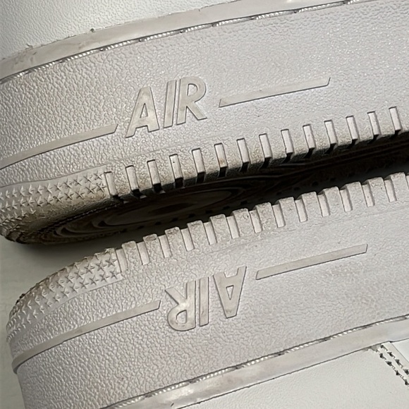 Nike Air Force 1  07 all white, made in 2021, EXCELLENT used condition main image 5